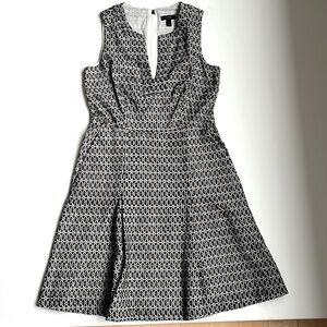 J.Crew Fit And Flare A-Line Eyelet Dress- NWT- Black/Ivory- Size 8